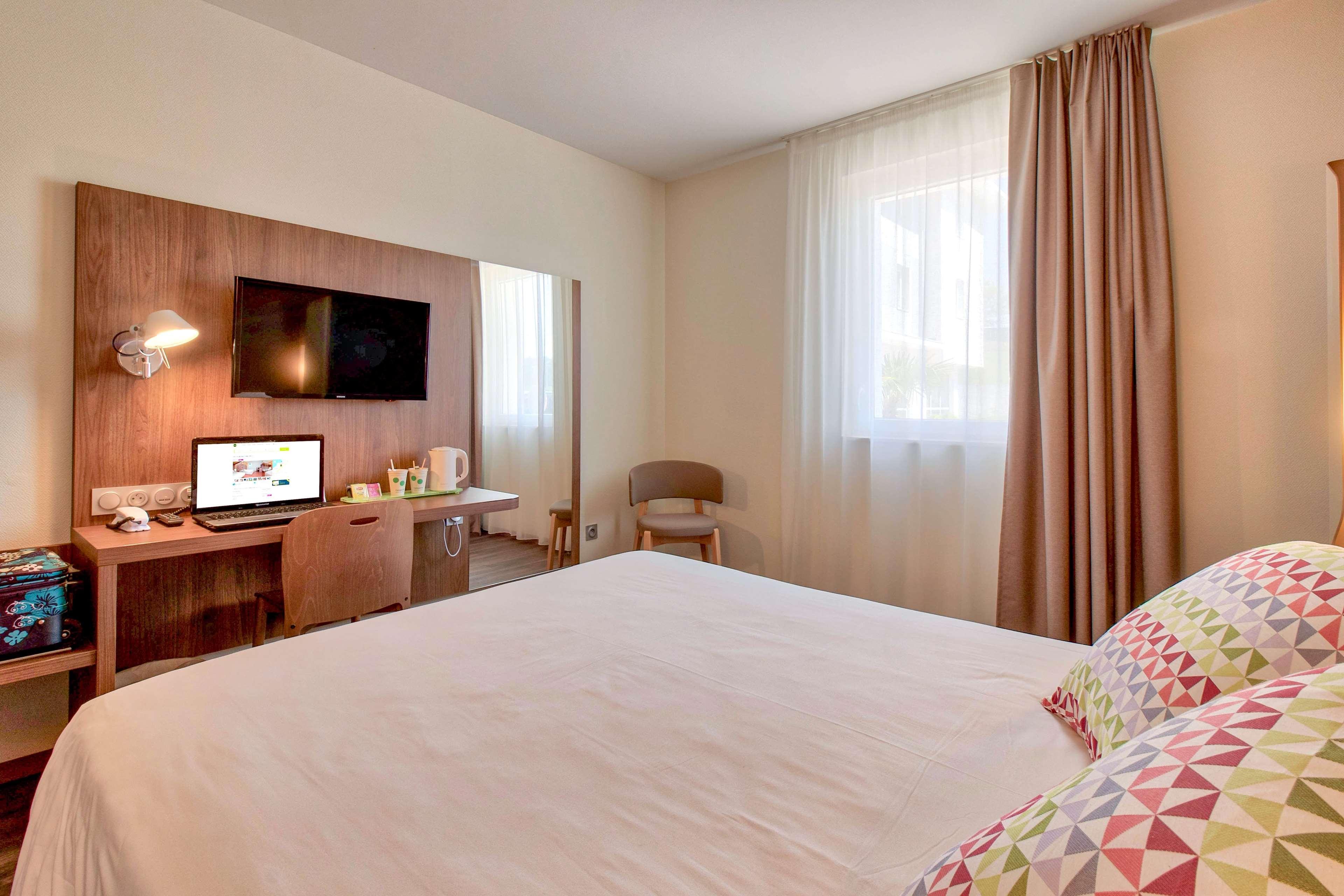Hotel Campanile Saint Jean De Luz Esterno foto